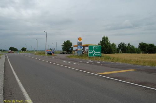 MezÅ‘kÃ¶vesd talÃ¡lkozÃ¡si Ã©s csatlakozÃ¡si pont " Shell kÃºt az elkerÃ¼lÅ‘ ÃºtnÃ¡l "
